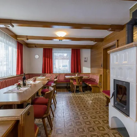 Scenic Holiday In Mayrhofen Hippach Near Ski Lift